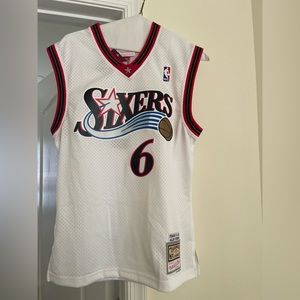 Brand new Men’s basketball jersey
